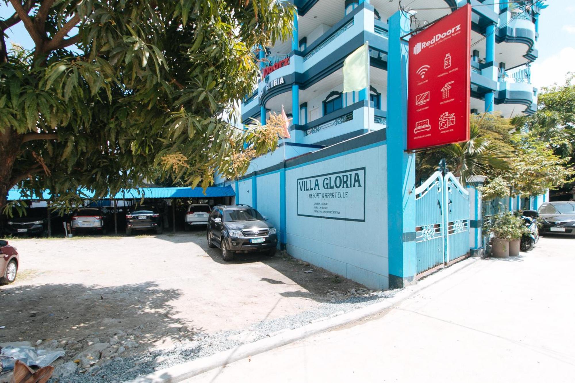 RedDoorz Plus Villa Gloria Taguig - Vaccinated Staff Esterno foto
